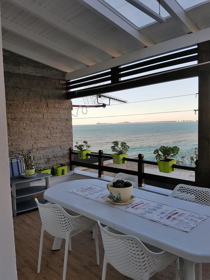 Sofia'S Holiday Apartment Vlorë Esterno foto