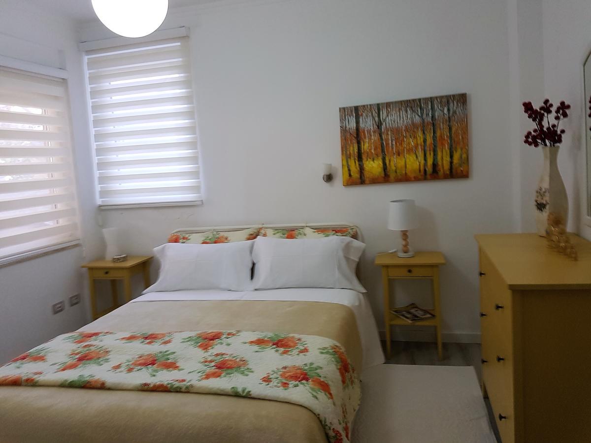 Sofia'S Holiday Apartment Vlorë Esterno foto