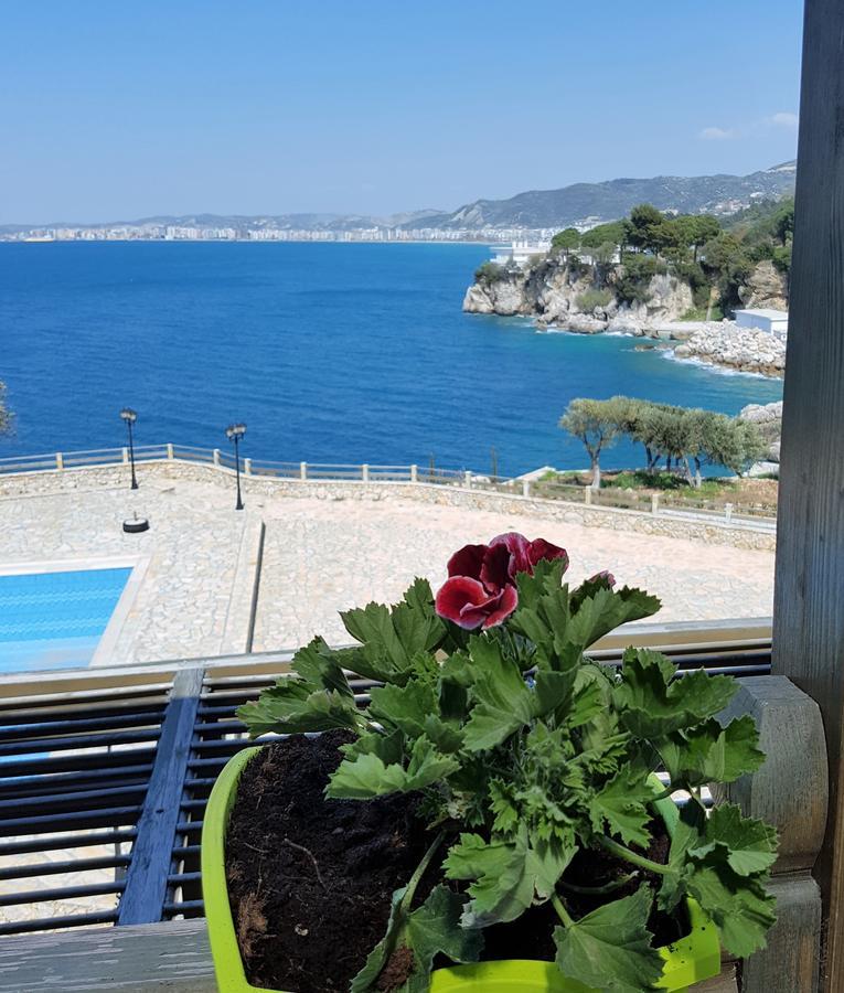 Sofia'S Holiday Apartment Vlorë Esterno foto