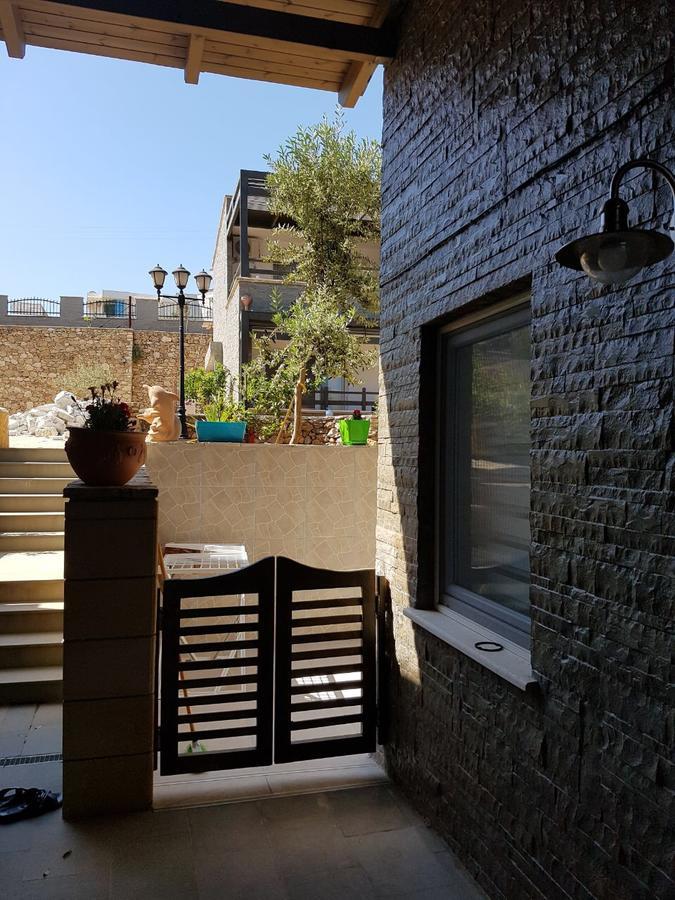 Sofia'S Holiday Apartment Vlorë Esterno foto