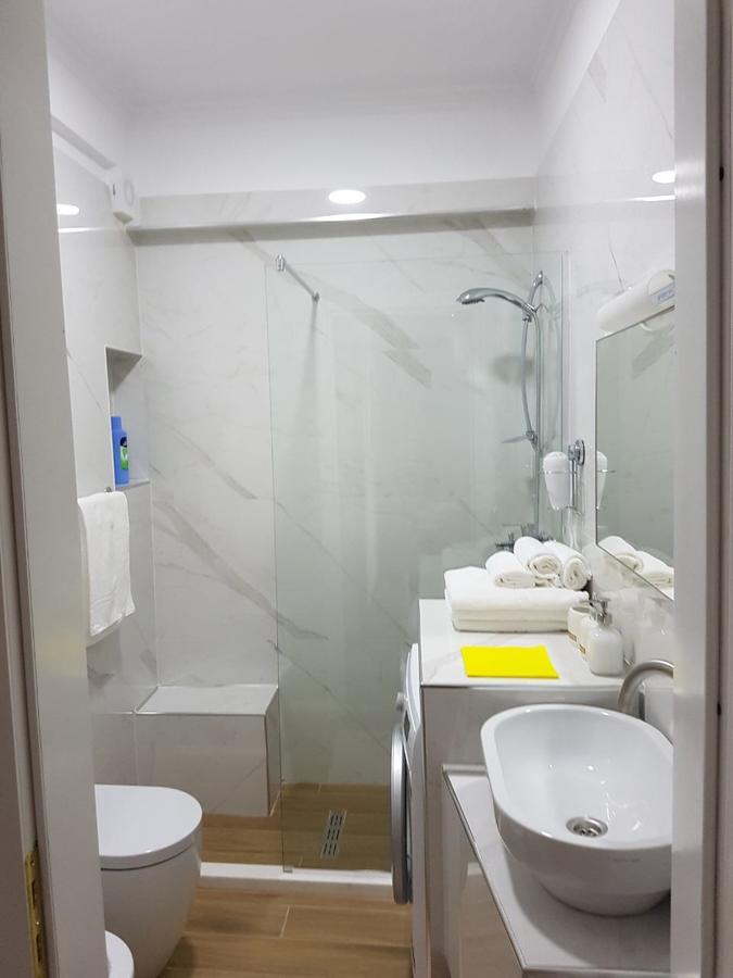 Sofia'S Holiday Apartment Vlorë Esterno foto